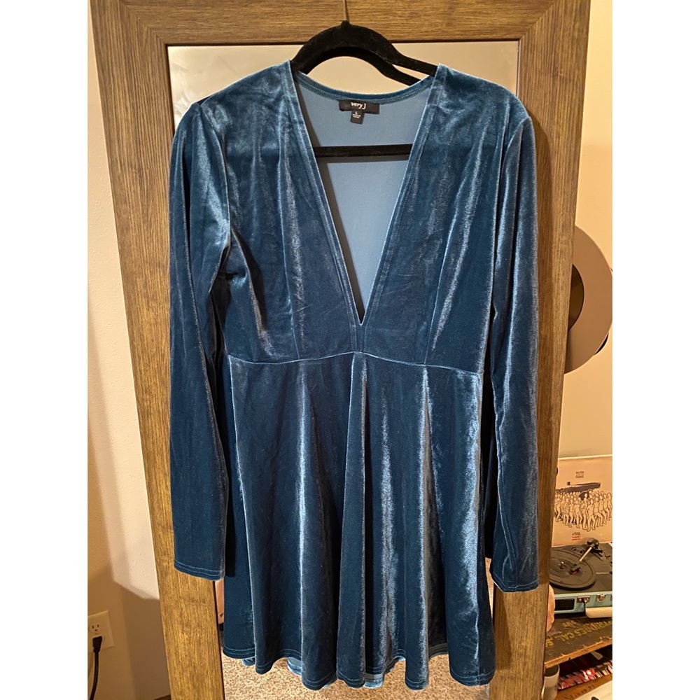 Long sleeve, boutique, velvet dress